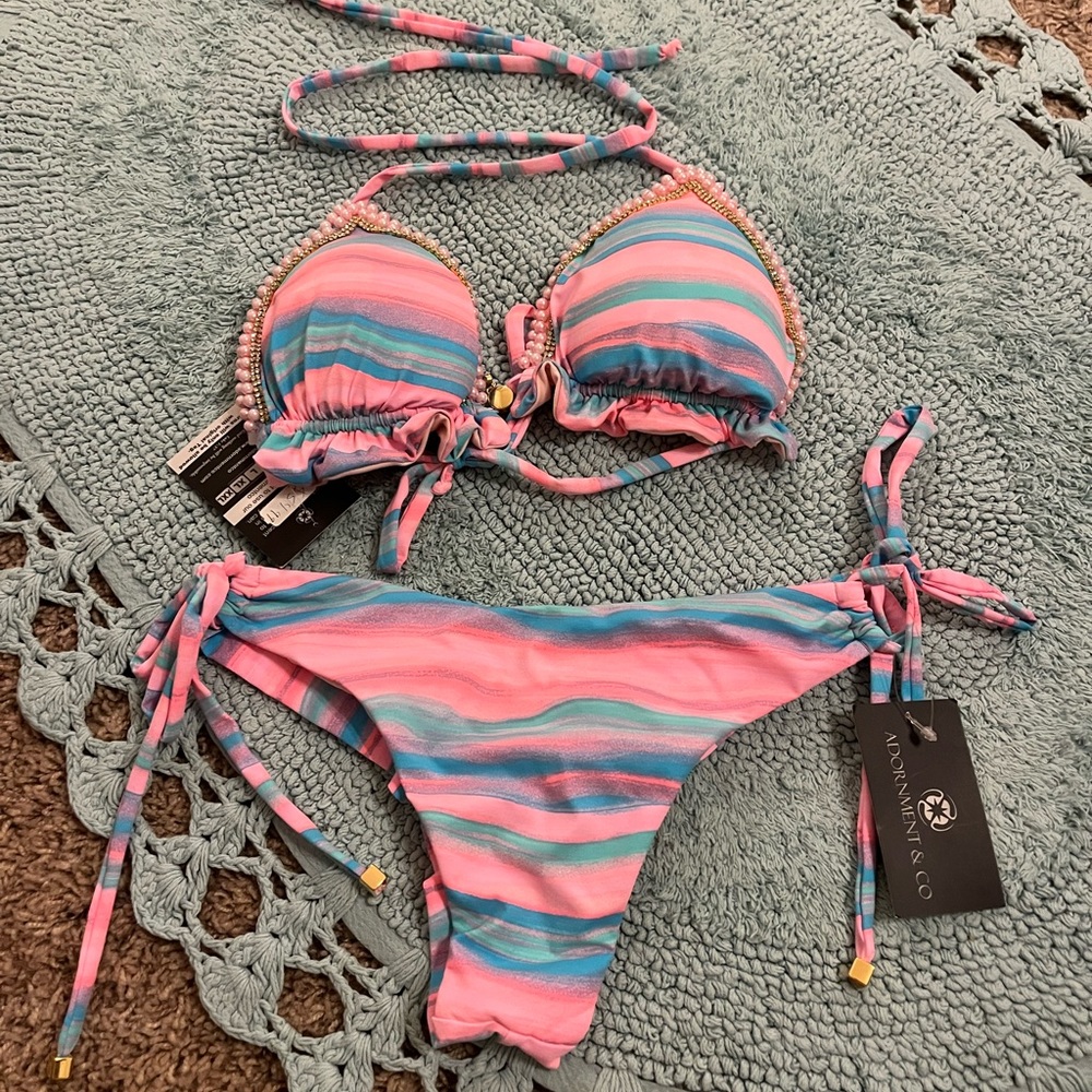 bikini top and bottom set